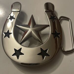 Belt buckle star horseshoe